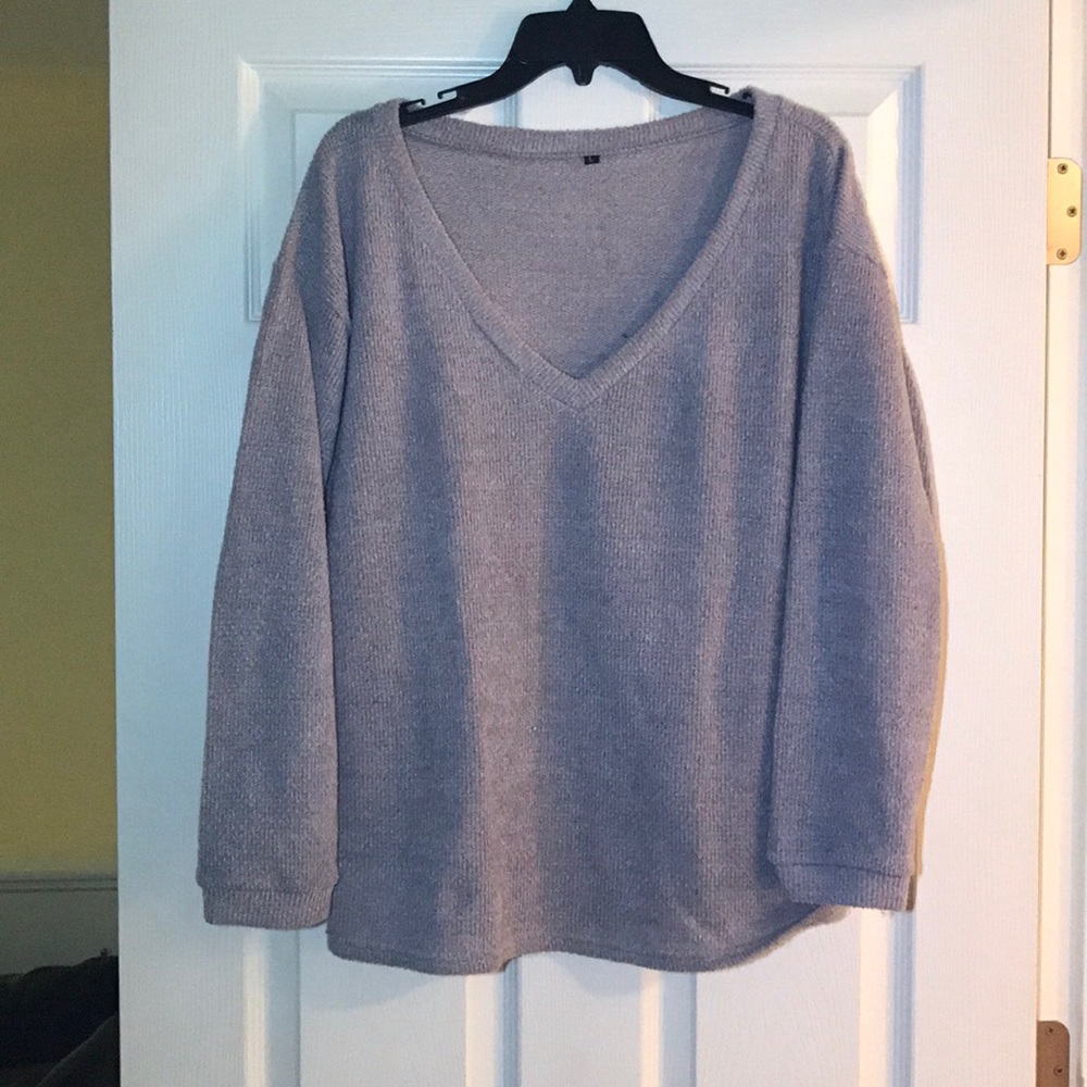 Grey knit sweater ✨